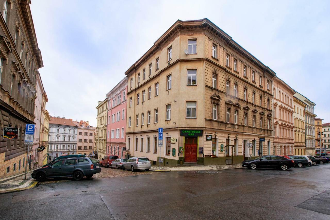 Zizkov Cosy Studio Apartments Praga Exterior foto